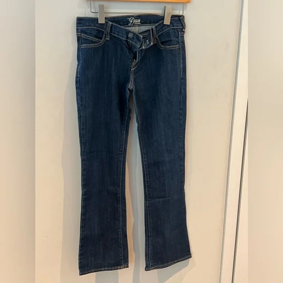 Womens OLD NAVY SIZE 4 DIVA JEANS (c) - Picture 2 of 6
